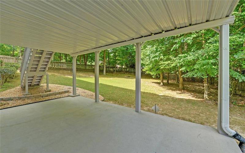 Image for property 1871 Birch Briar Bend, Lawrenceville, GA 30043