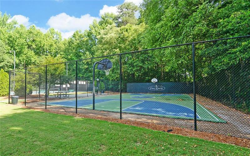 Image for property 1871 Birch Briar Bend, Lawrenceville, GA 30043