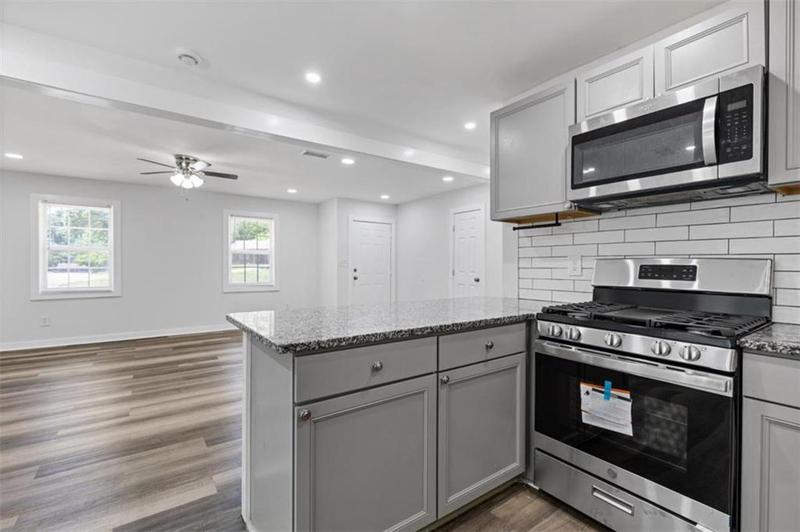 Image for property 74 Green Valley Drive, Riverdale, GA 30274
