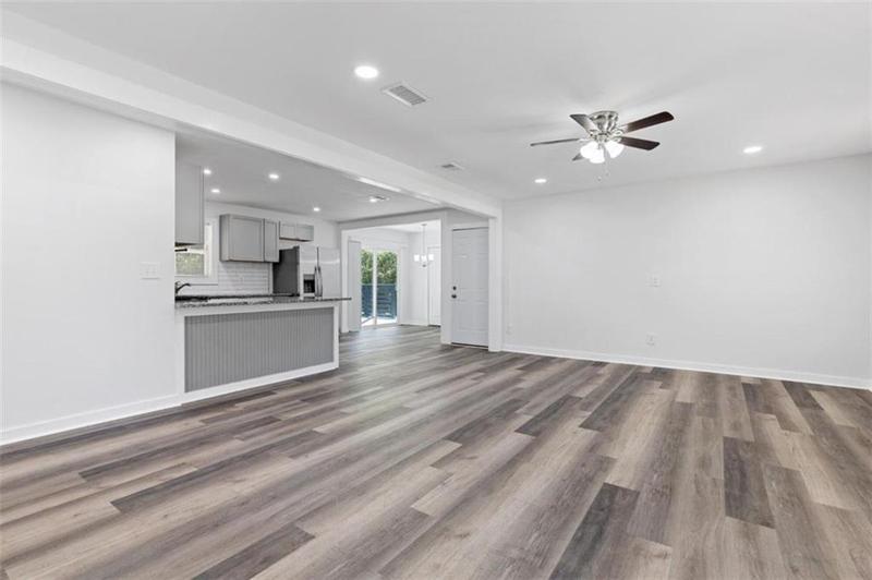 Image for property 74 Green Valley Drive, Riverdale, GA 30274