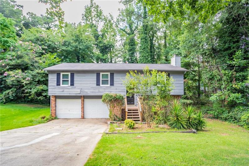 Image for property 960 Redan Trail, Stone Mountain, GA 30088