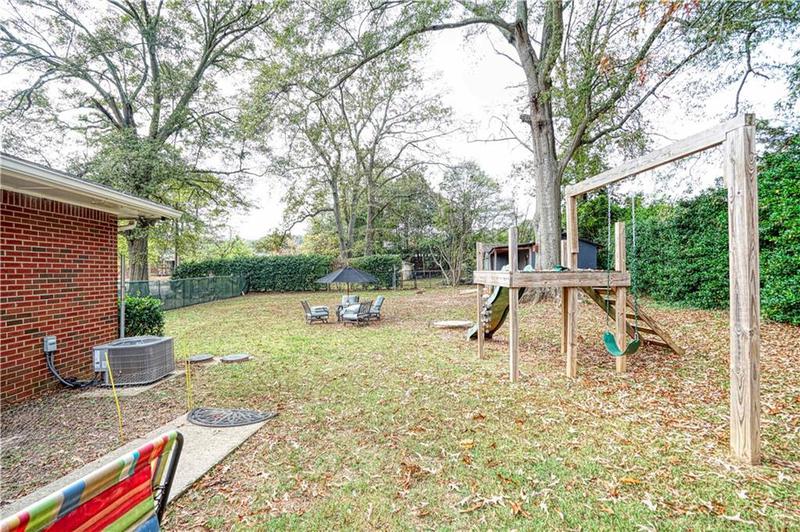 Image for property 680 Sherwood Drive, Jonesboro, GA 30236
