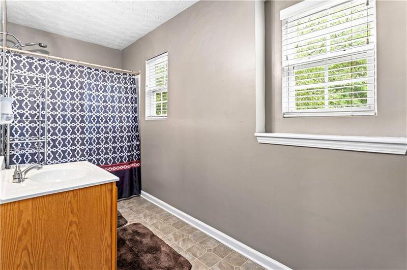 Image for property 3515 Sable Glen Lane, Atlanta, GA 30349