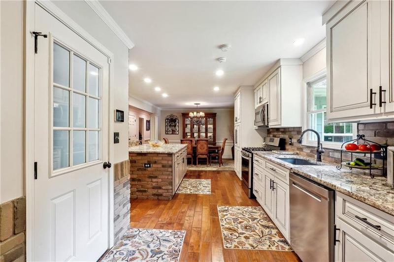 Image for property 3992 Doc Sams Road, Cumming, GA 30028