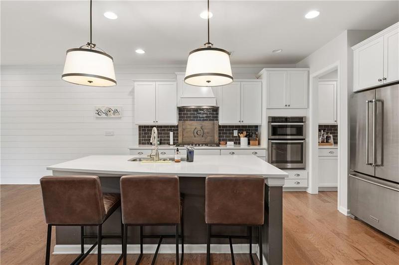 Image for property 800 Ivy Crest Lane, Canton, GA 30115