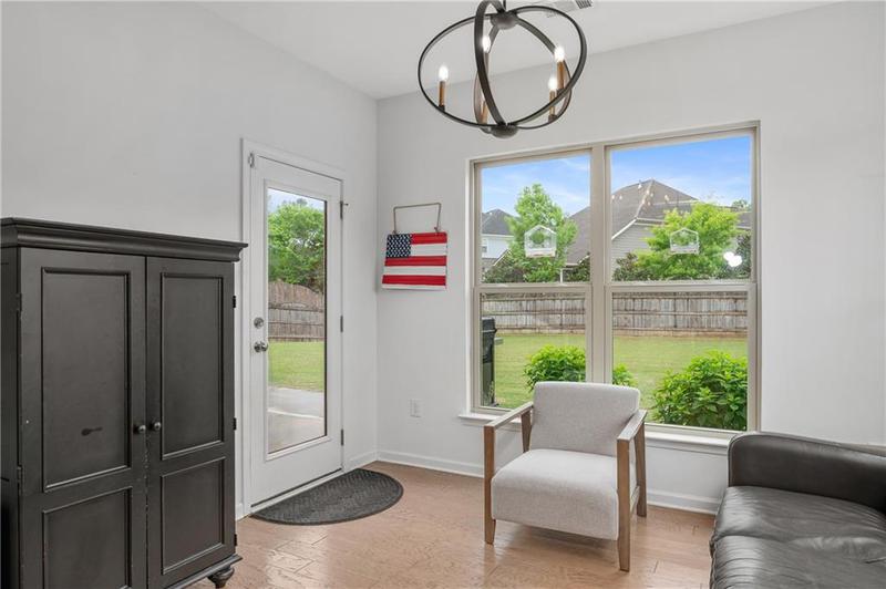 Image for property 800 Ivy Crest Lane, Canton, GA 30115