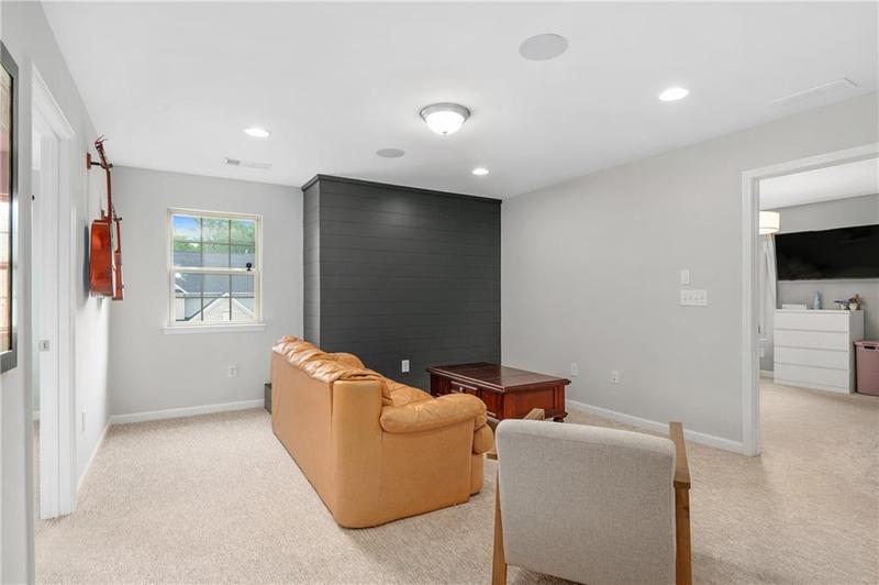 Image for property 800 Ivy Crest Lane, Canton, GA 30115