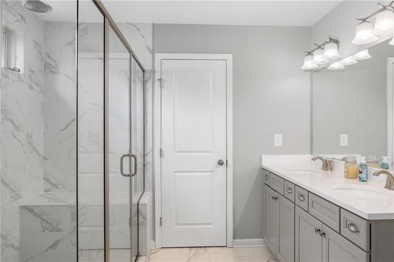 Image for property 800 Ivy Crest Lane, Canton, GA 30115