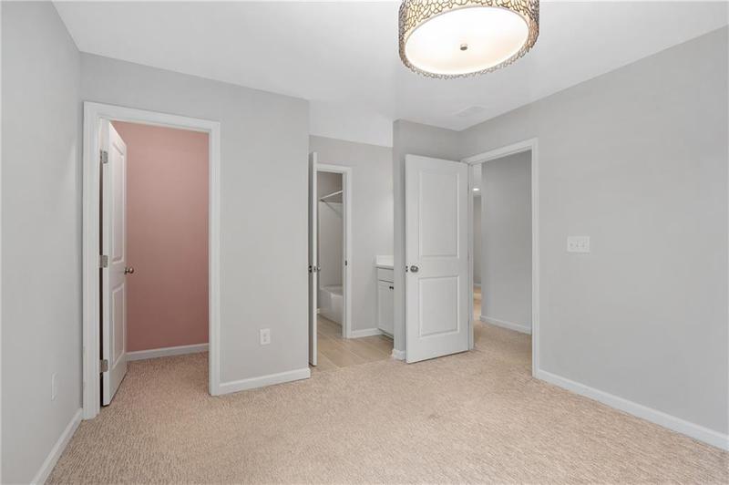 Image for property 800 Ivy Crest Lane, Canton, GA 30115