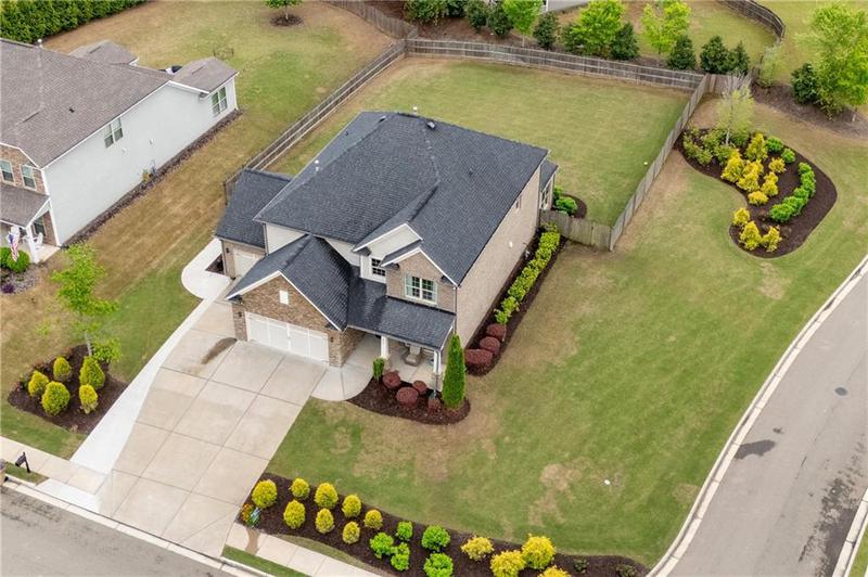 Image for property 800 Ivy Crest Lane, Canton, GA 30115