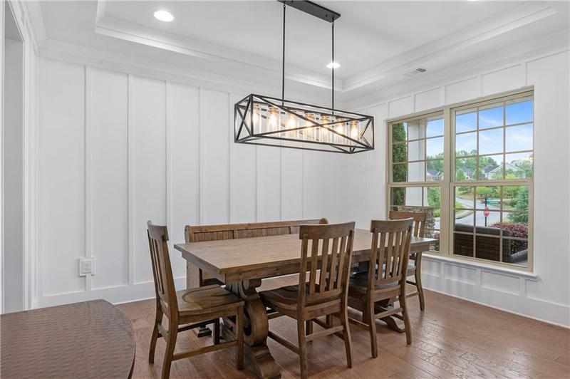 Image for property 800 Ivy Crest Lane, Canton, GA 30115