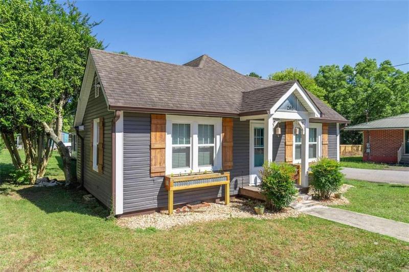 Image for property 245 Alcovy Street, Monroe, GA 30655