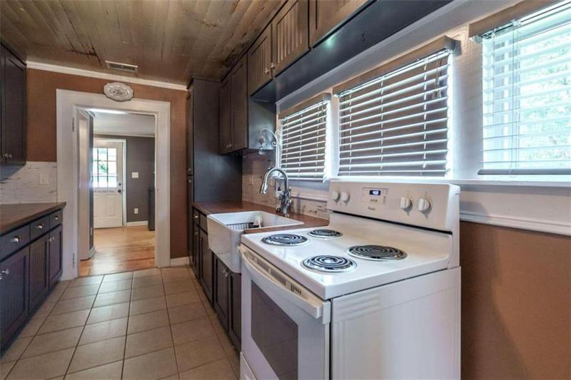 Image for property 245 Alcovy Street, Monroe, GA 30655