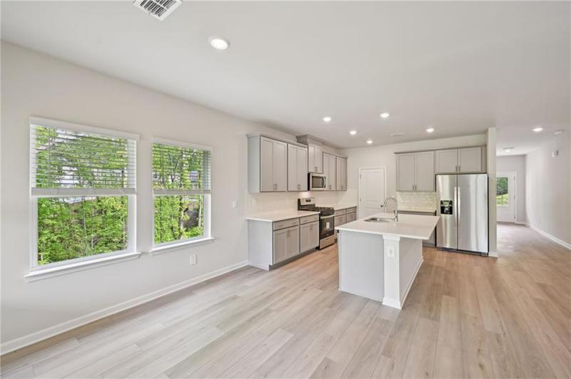 Image for property 33 Sequoia Lane, Dawsonville, GA 30534