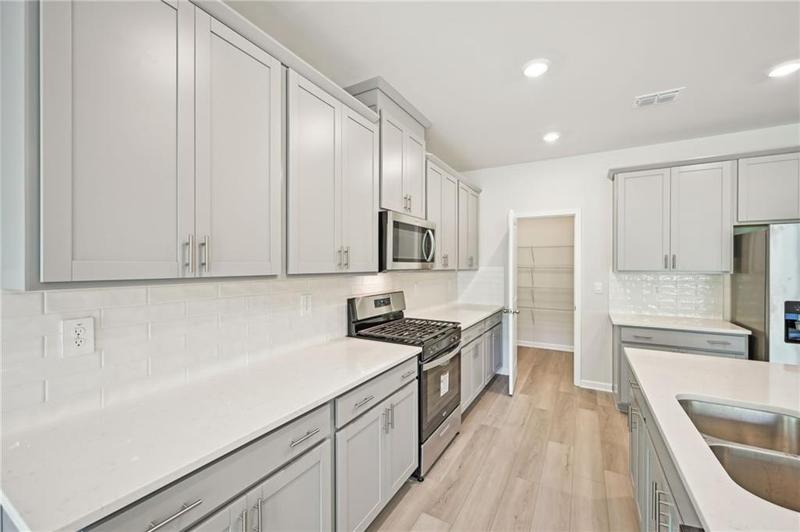 Image for property 33 Sequoia Lane, Dawsonville, GA 30534