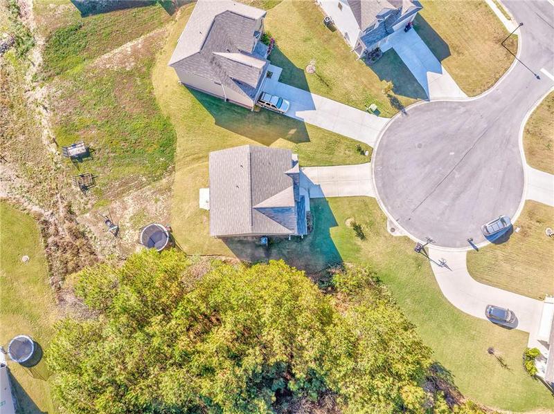 Image for property 105 Mcentyre Court, Calhoun, GA 30701