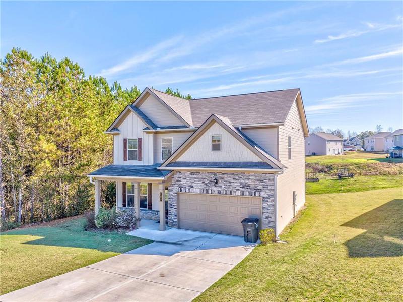 Image for property 105 Mcentyre Court, Calhoun, GA 30701