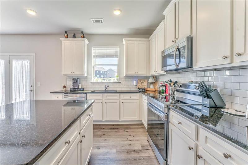 Image for property 105 Mcentyre Court, Calhoun, GA 30701