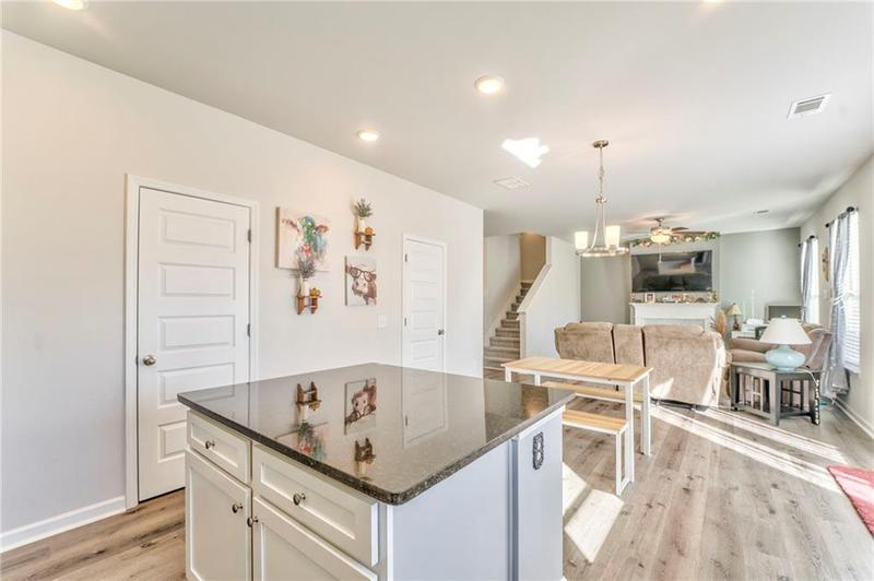 Image for property 105 Mcentyre Court, Calhoun, GA 30701