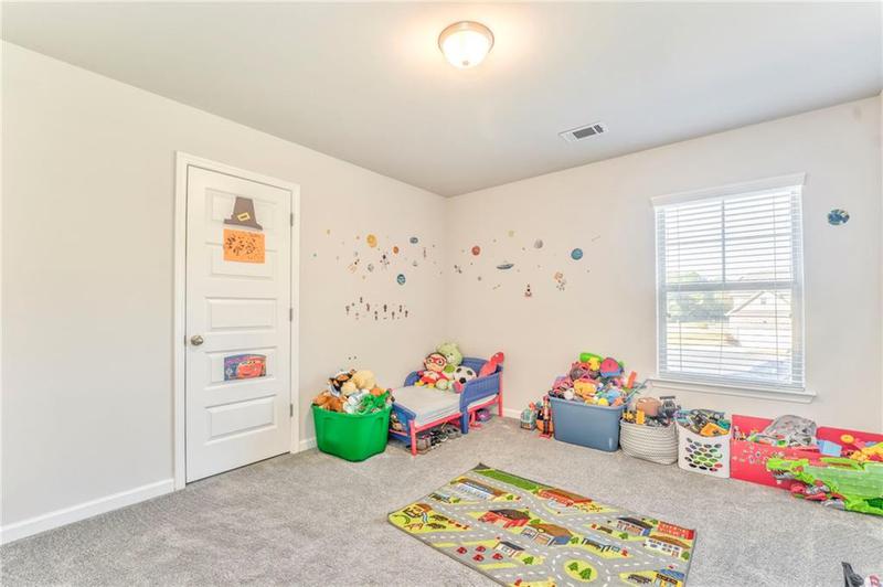 Image for property 105 Mcentyre Court, Calhoun, GA 30701