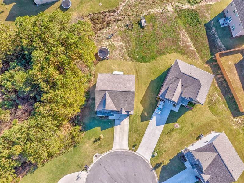 Image for property 105 Mcentyre Court, Calhoun, GA 30701
