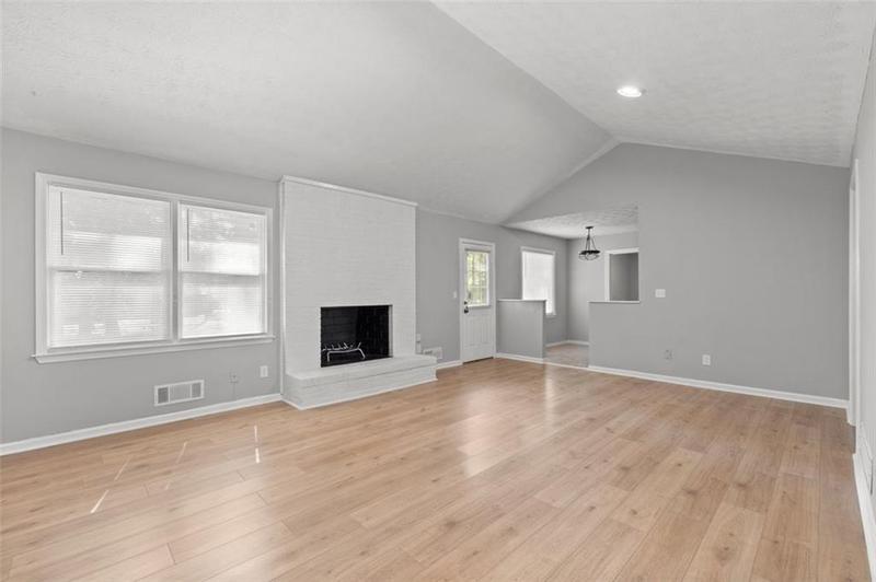 Image for property 10100 CLEARVIEW Drive, Covington, GA 30014