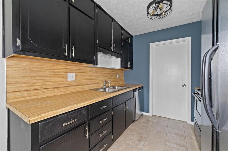 Image for property 10100 CLEARVIEW Drive, Covington, GA 30014