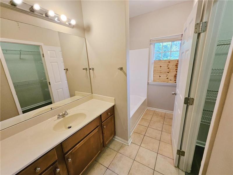 Image for property 1059 Sims Street, Atlanta, GA 30310