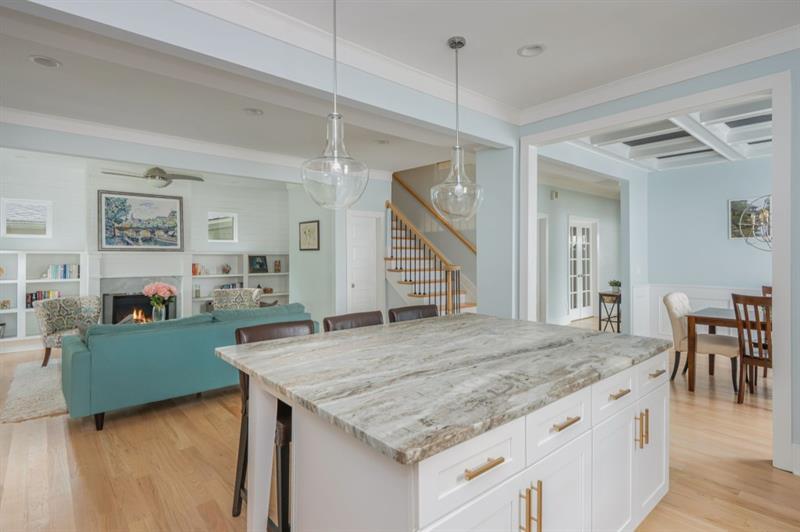 Image for property 176 Olympic Pl, Decatur, GA 30030