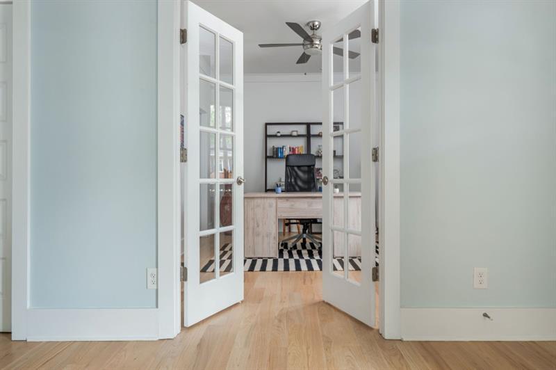 Image for property 176 Olympic Pl, Decatur, GA 30030