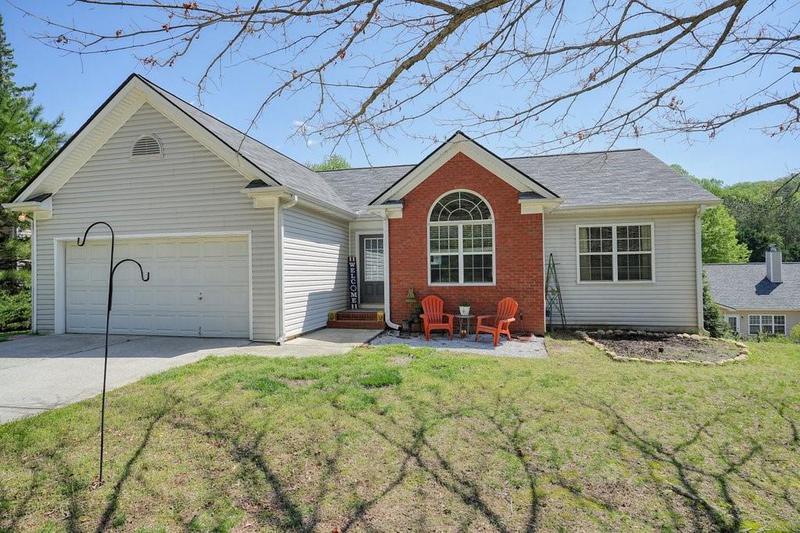 Image for property 91 Crockett Drive, Dawsonville, GA 30534