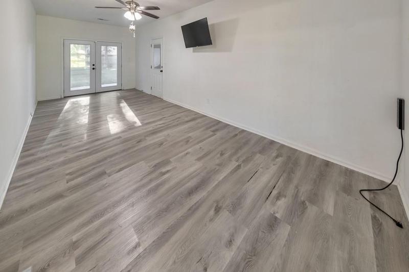 Image for property 83 Sunset Lane, Newnan, GA 30263