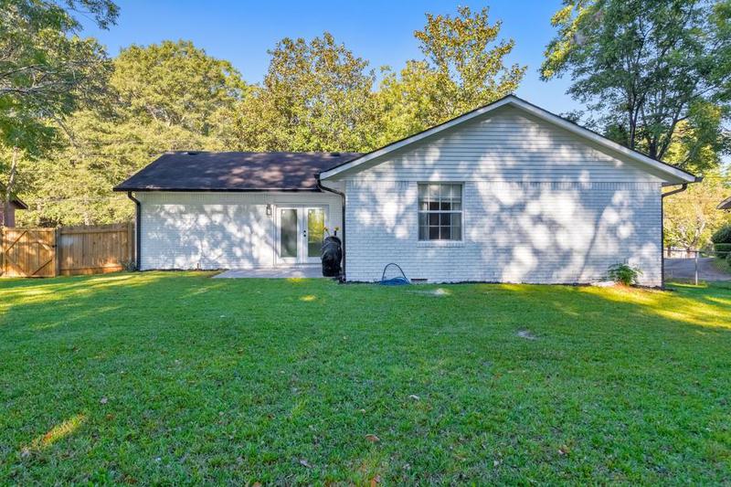 Image for property 83 Sunset Lane, Newnan, GA 30263