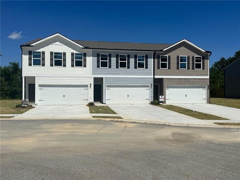 Image for property 102 Brexley Drive 02, Calhoun, GA 30701