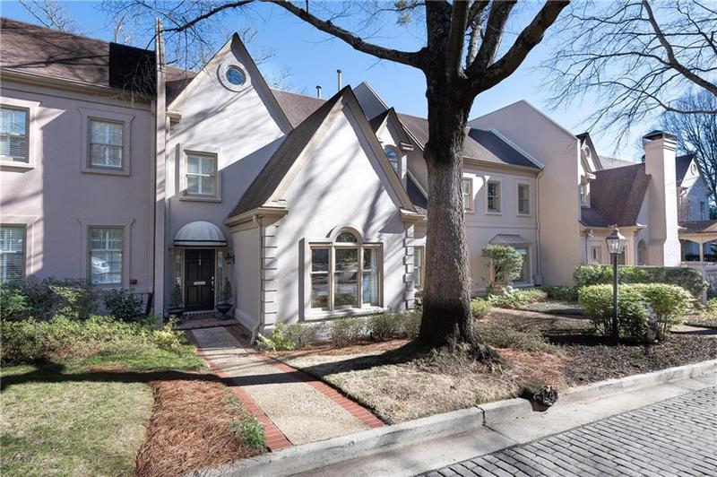 Image for property 2525 Peachtree Road 25, Atlanta, GA 30305