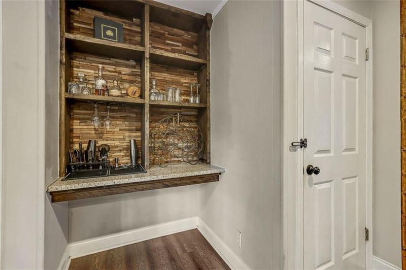 Image for property 604 CONTINENTAL Drive, Lawrenceville, GA 30044