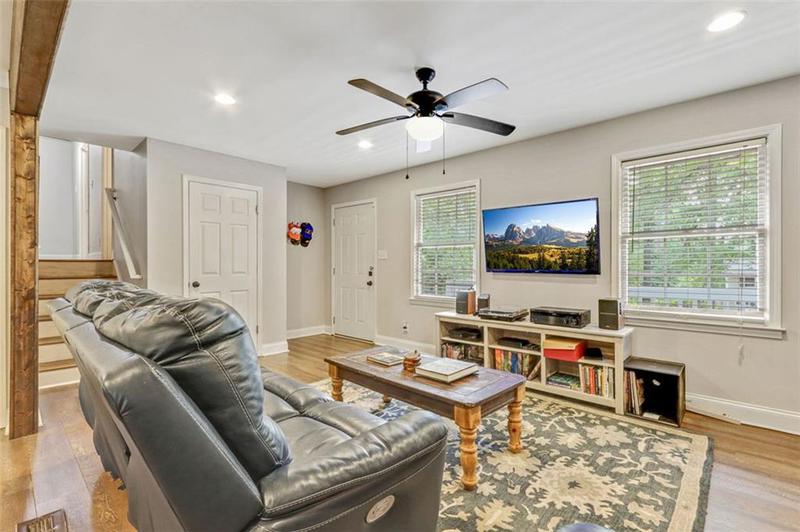 Image for property 604 CONTINENTAL Drive, Lawrenceville, GA 30044