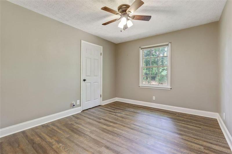 Image for property 604 CONTINENTAL Drive, Lawrenceville, GA 30044