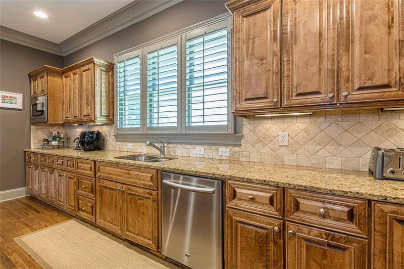 Image for property 1829 Buckhead Valley Lane, Atlanta, GA 30324