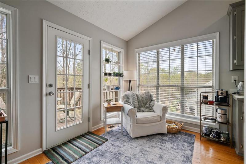 Image for property 5550 Chestnut Creek Lane, Flowery Branch, GA 30542