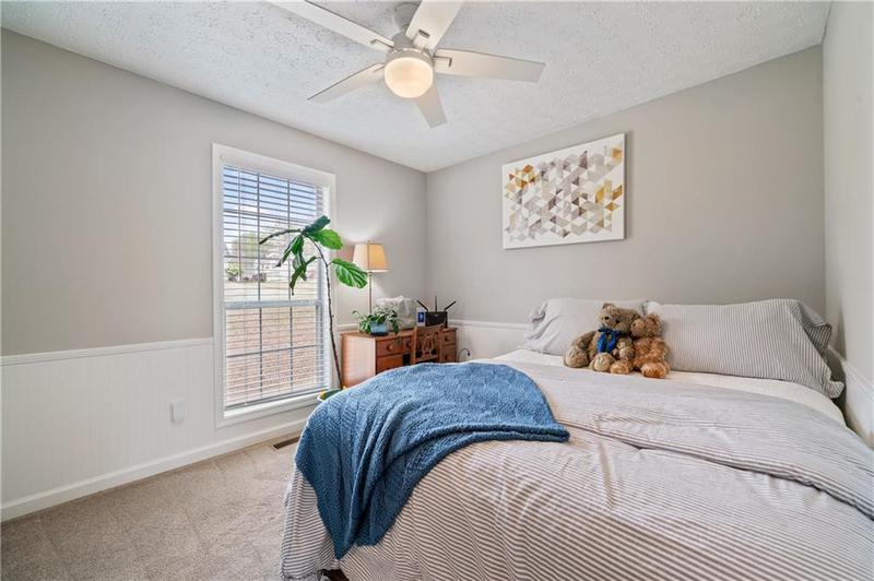 Image for property 5550 Chestnut Creek Lane, Flowery Branch, GA 30542