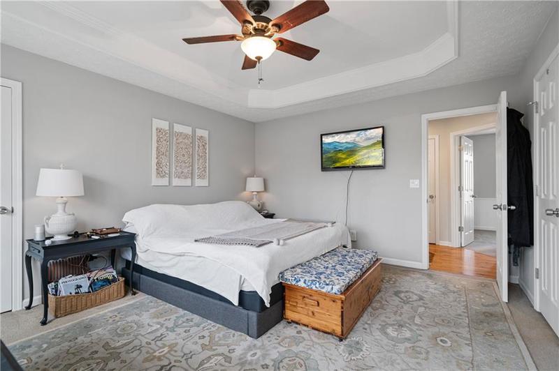 Image for property 5550 Chestnut Creek Lane, Flowery Branch, GA 30542