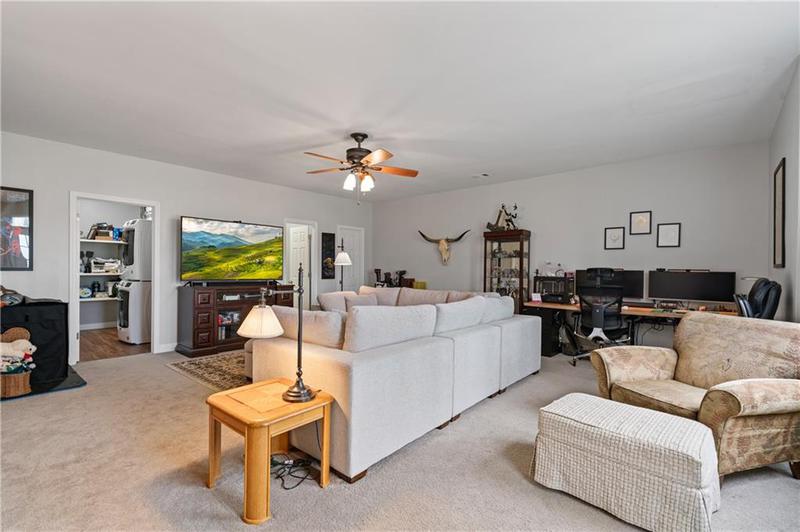 Image for property 5550 Chestnut Creek Lane, Flowery Branch, GA 30542