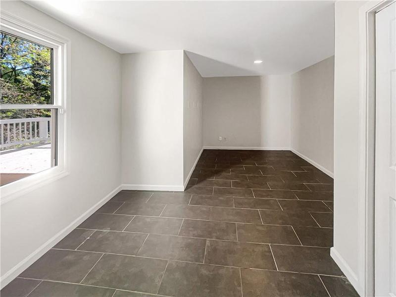 Image for property 819 Bermuda Run, Woodstock, GA 30189