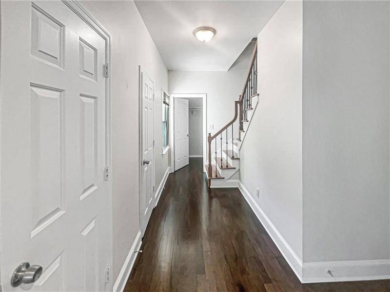 Image for property 819 Bermuda Run, Woodstock, GA 30189