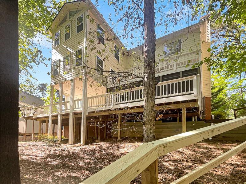 Image for property 819 Bermuda Run, Woodstock, GA 30189