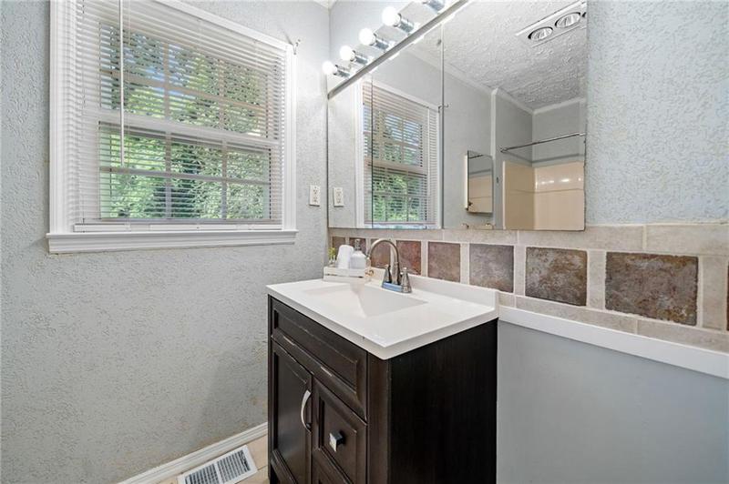 Image for property 244 PaulaDean Circle, Marietta, GA 30067