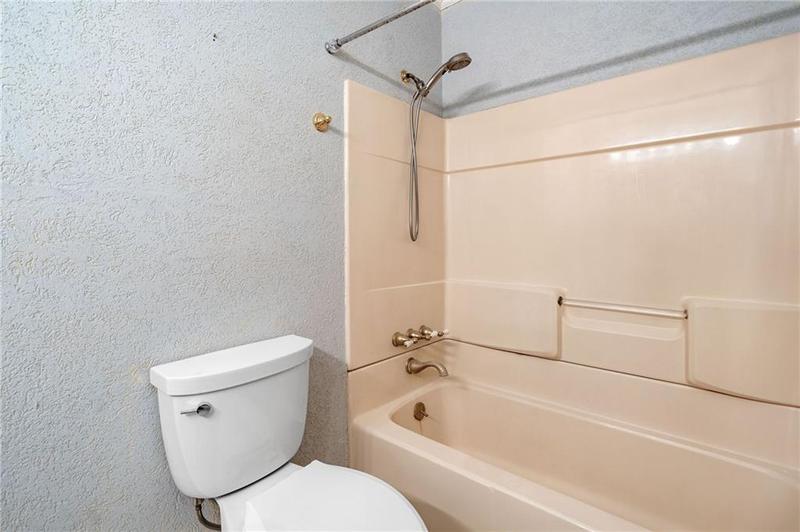 Image for property 244 PaulaDean Circle, Marietta, GA 30067