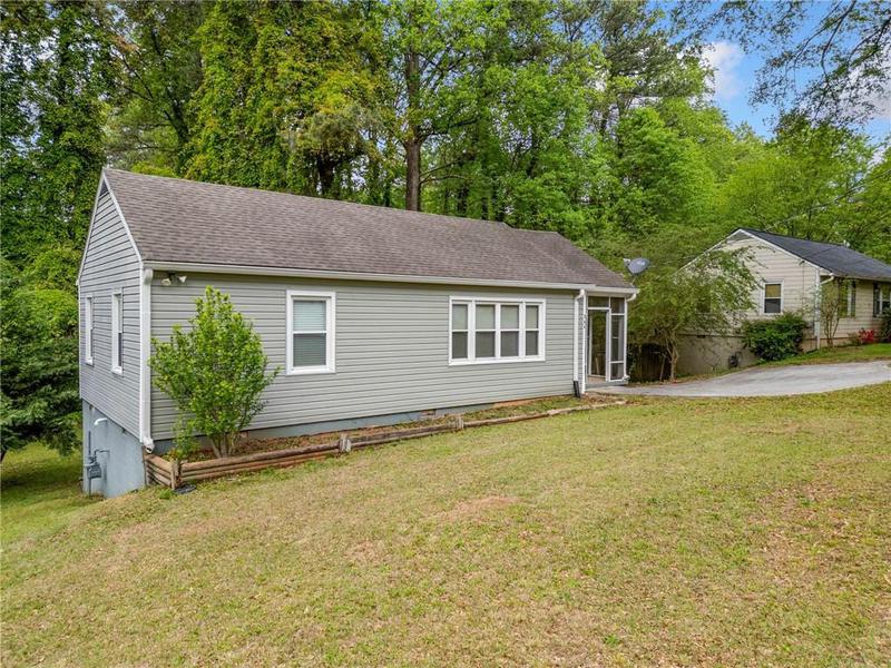 Image for property 244 PaulaDean Circle, Marietta, GA 30067