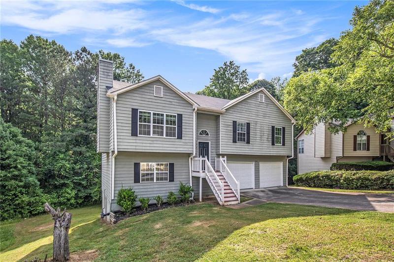 Image for property 7370 Hunters Ridge Drive, Douglasville, GA 30134